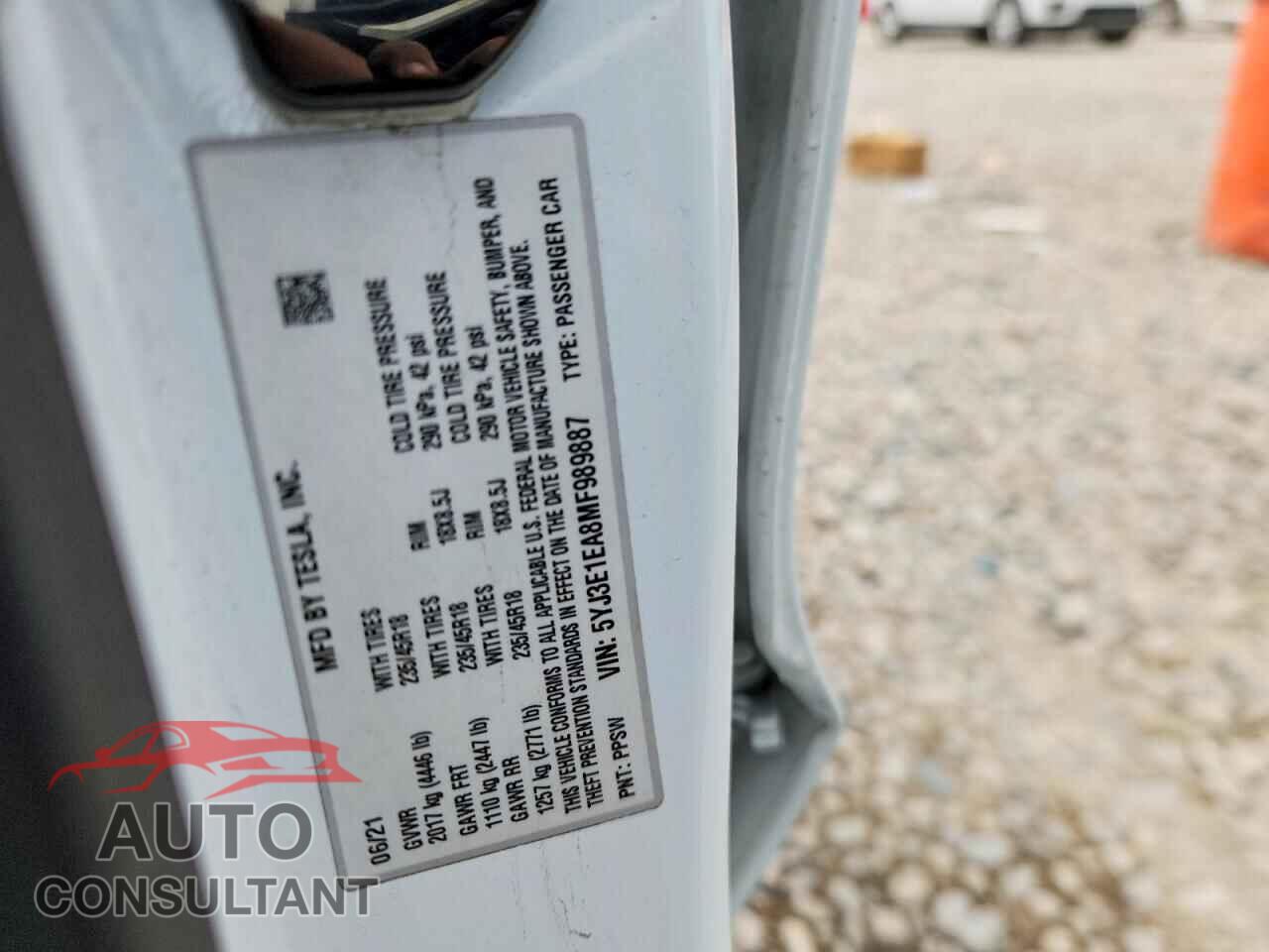 TESLA MODEL 3 2021 - 5YJ3E1EA8MF989887