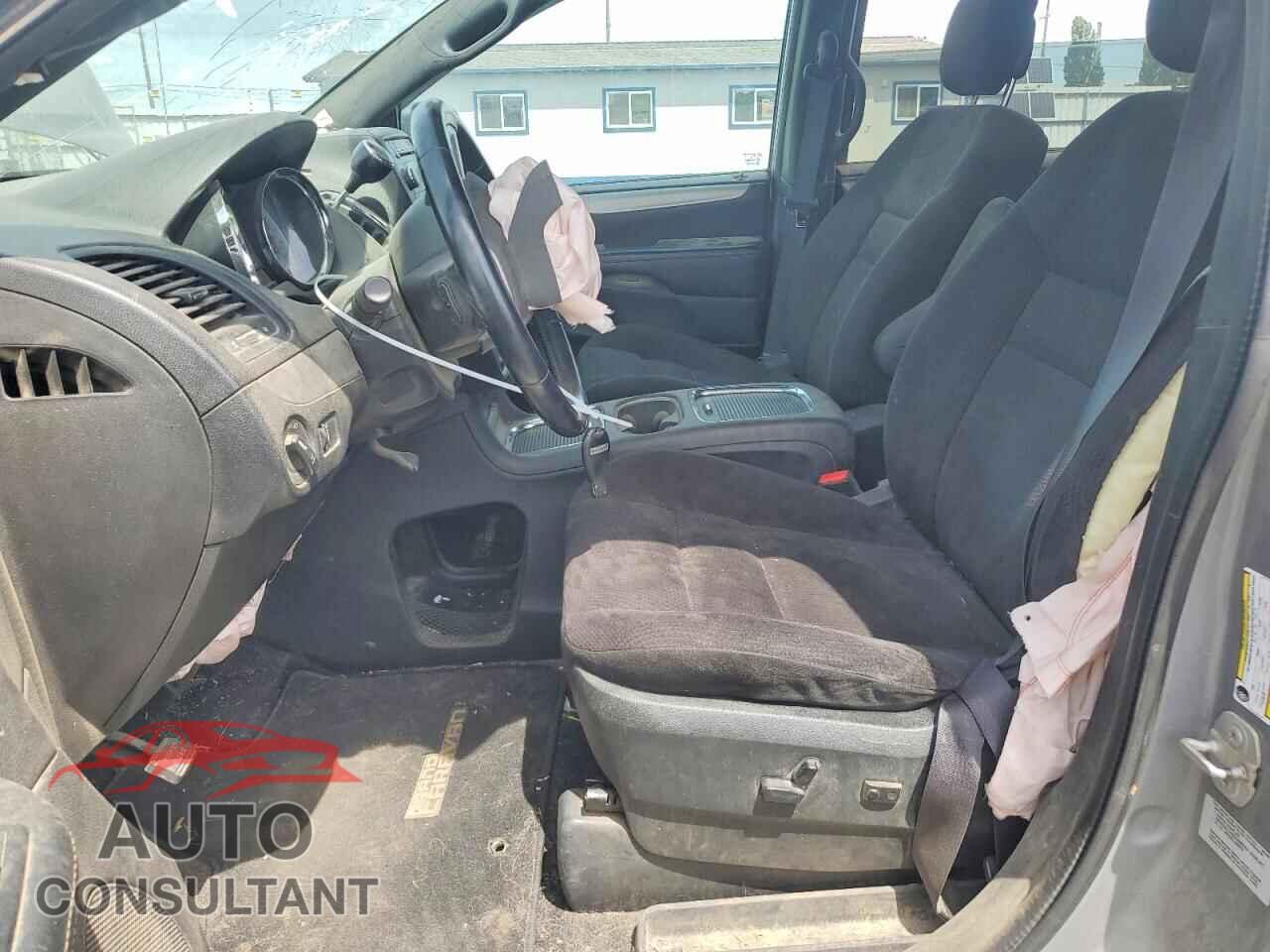 DODGE CARAVAN 2015 - 2C4RDGCG3FR523931