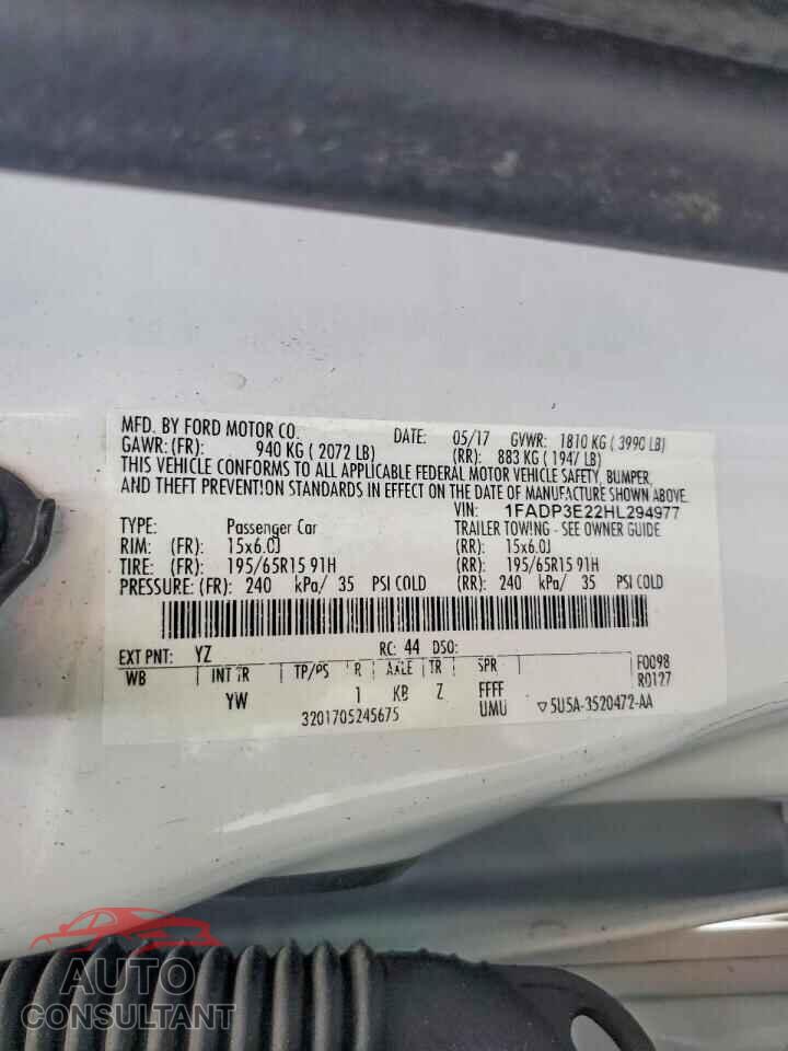 FORD FOCUS 2017 - 1FADP3E22HL294977