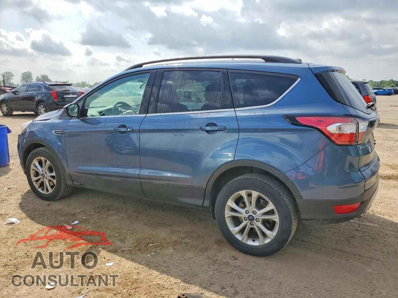 FORD ESCAPE 2018 - 1FMCU0GD5JUB65350