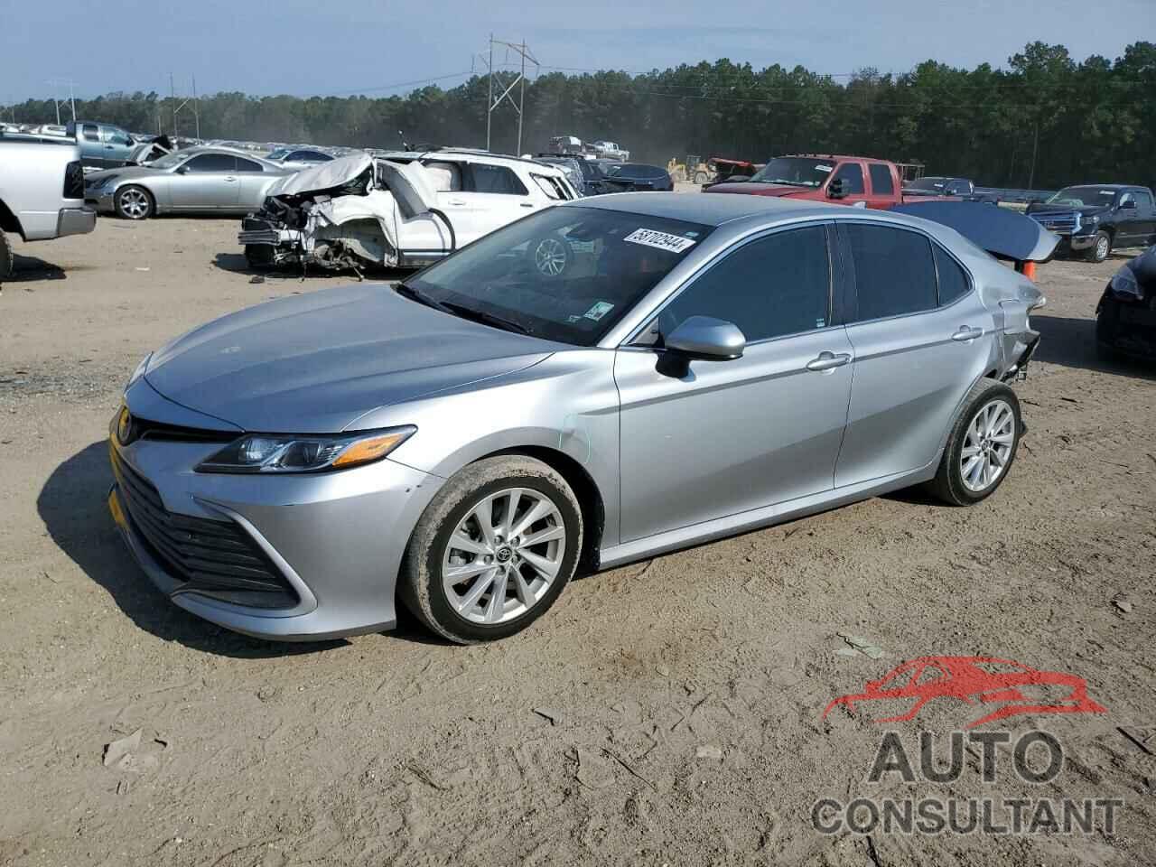 TOYOTA CAMRY 2021 - 4T1C11AK3MU441132