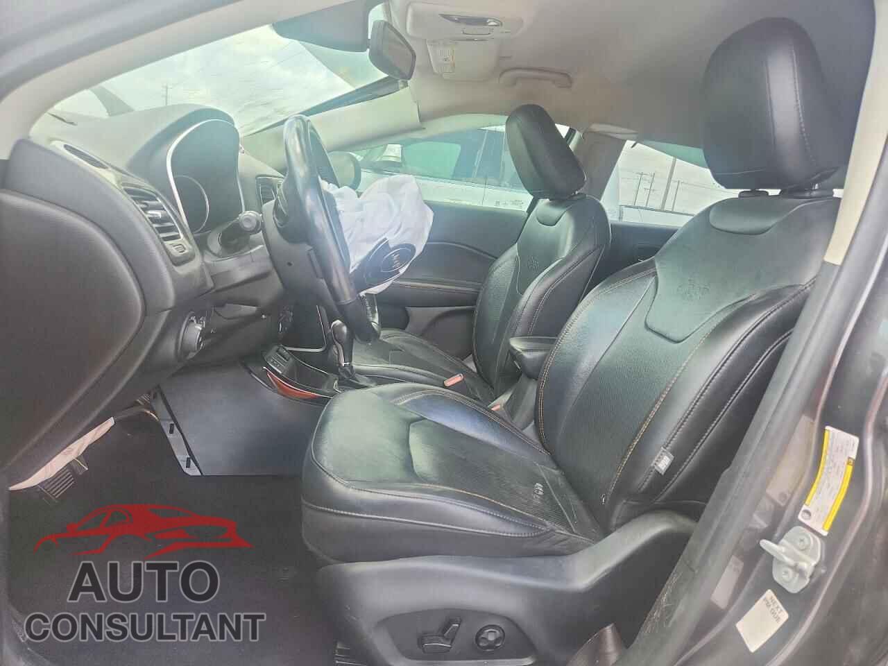 JEEP COMPASS 2019 - 3C4NJCCB4KT788577