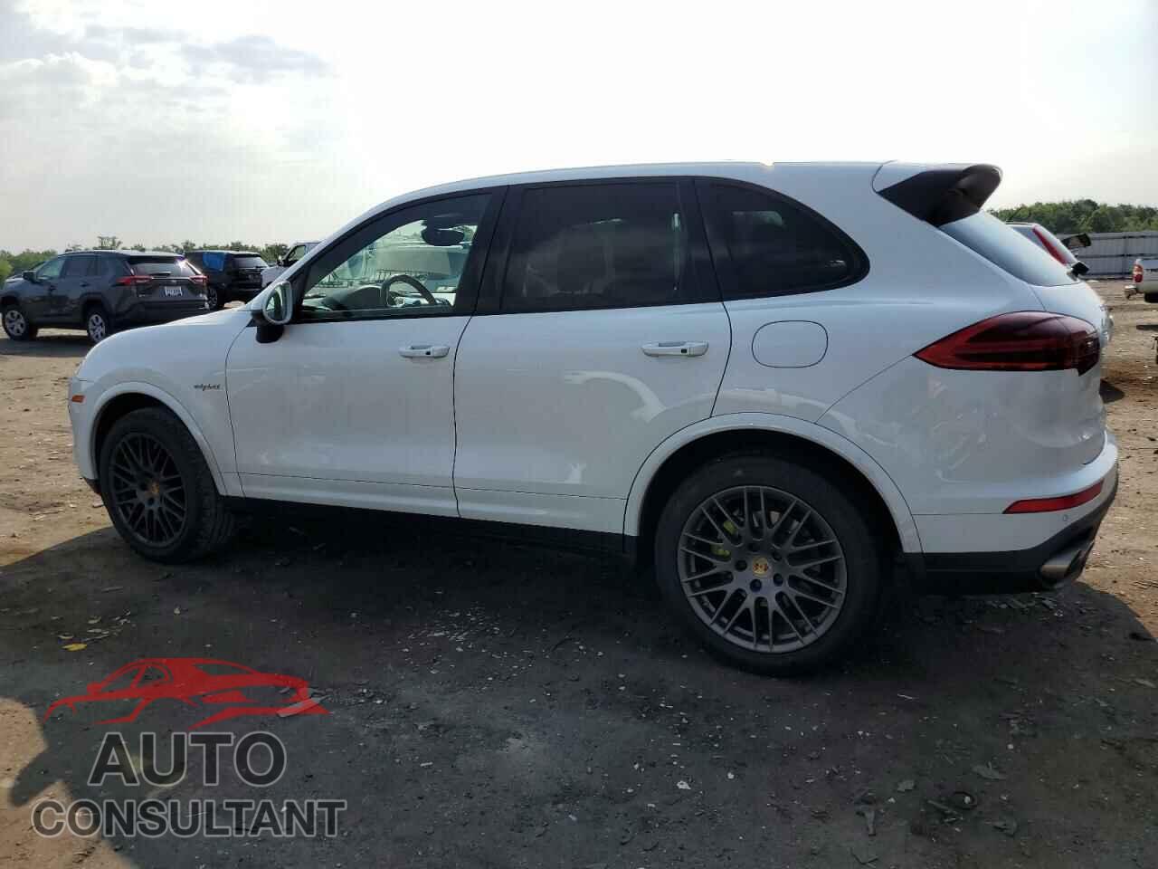 PORSCHE CAYENNE 2017 - WP1AE2A21HLA74568