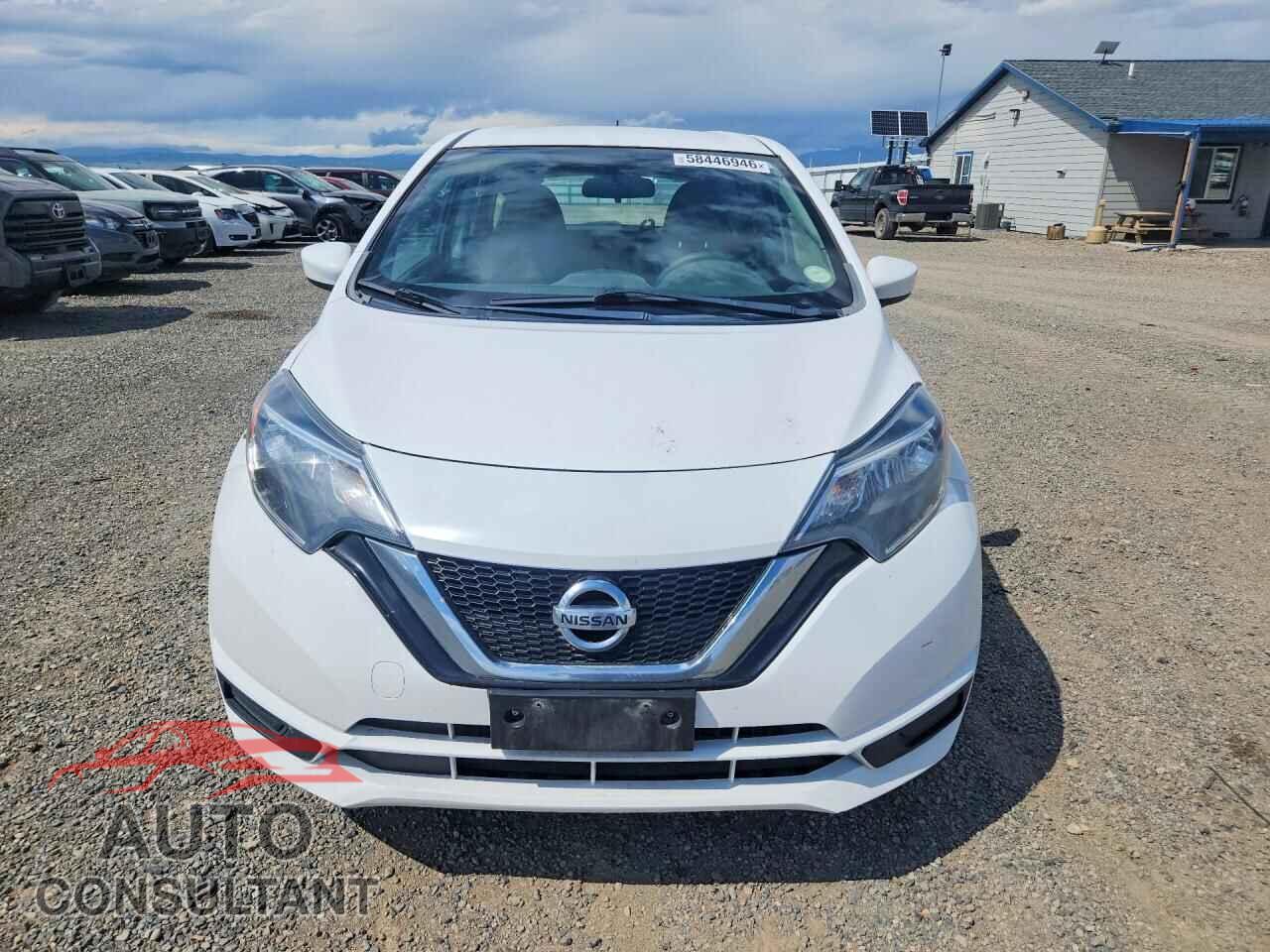 NISSAN VERSA 2017 - 3N1CE2CP4HL372140