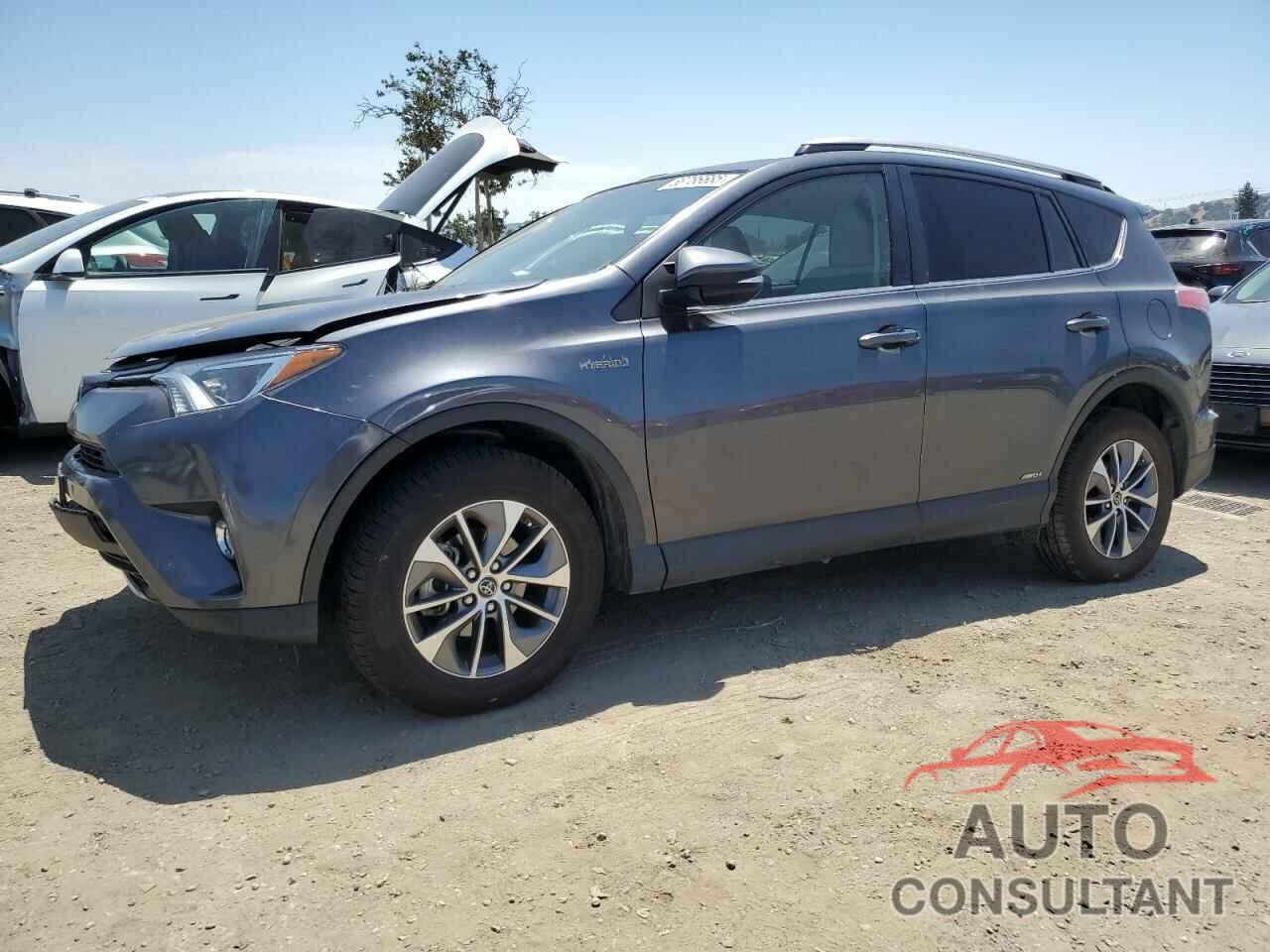 TOYOTA RAV4 2018 - JTMRJREV2JD161960