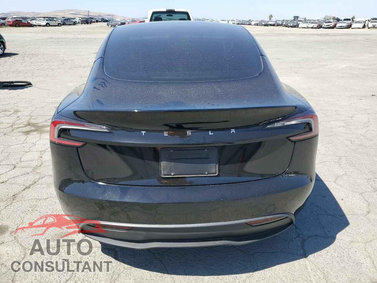 TESLA MODEL 3 2024 - 5YJ3E1EA9RF727173