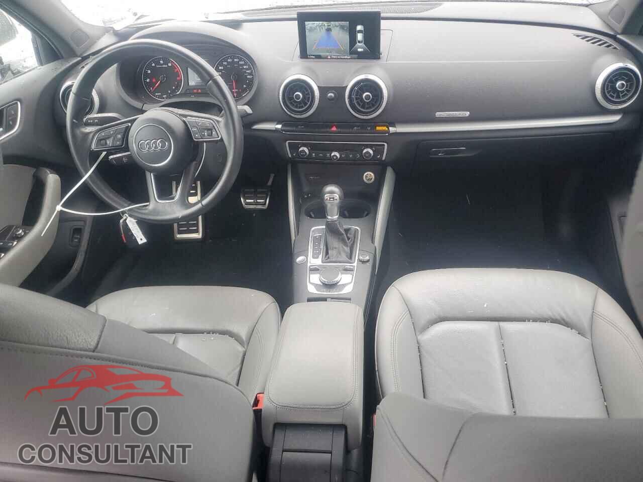 AUDI A3 2017 - WAUB8GFF6H1027387