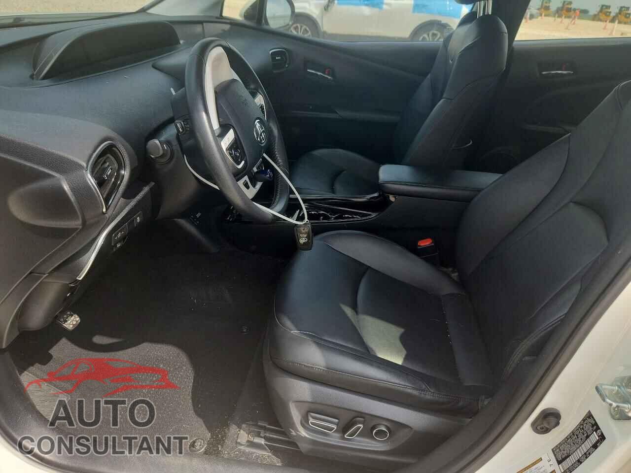 TOYOTA PRIUS 2017 - JTDKARFP0H3060031