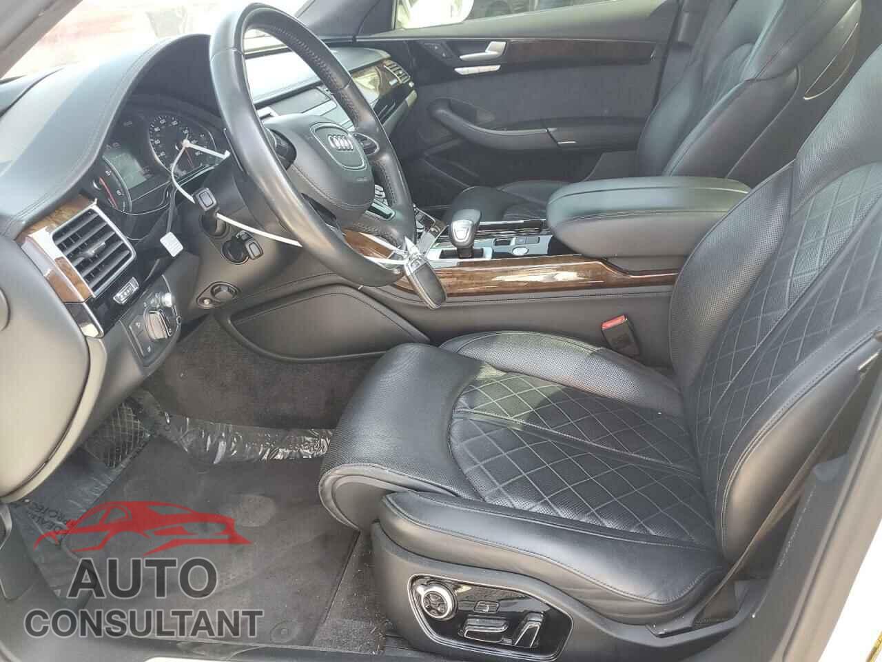 AUDI A8 2016 - WAU3RAFD5GN004283