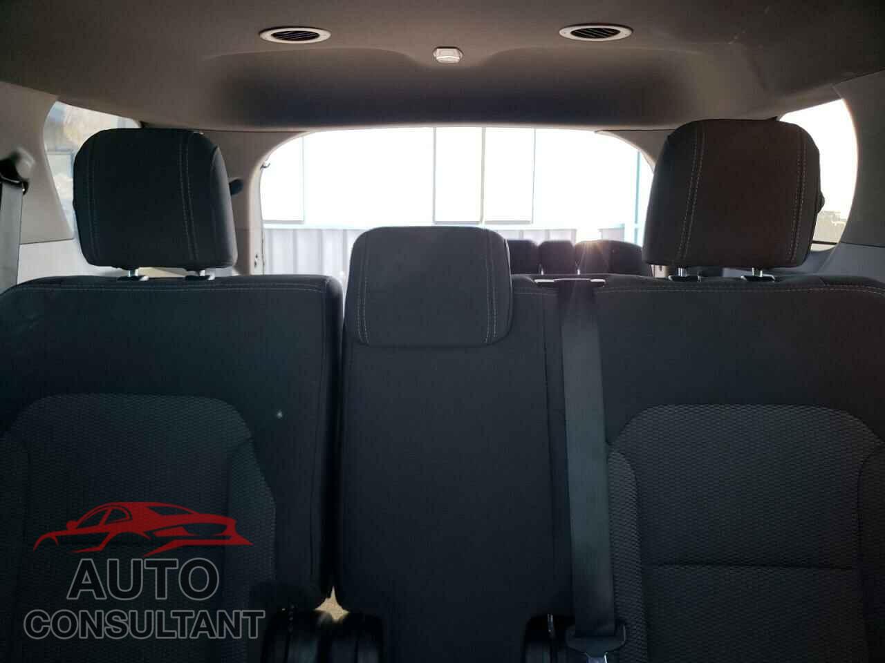 FORD EXPLORER 2018 - 1FM5K8D89JGC15038