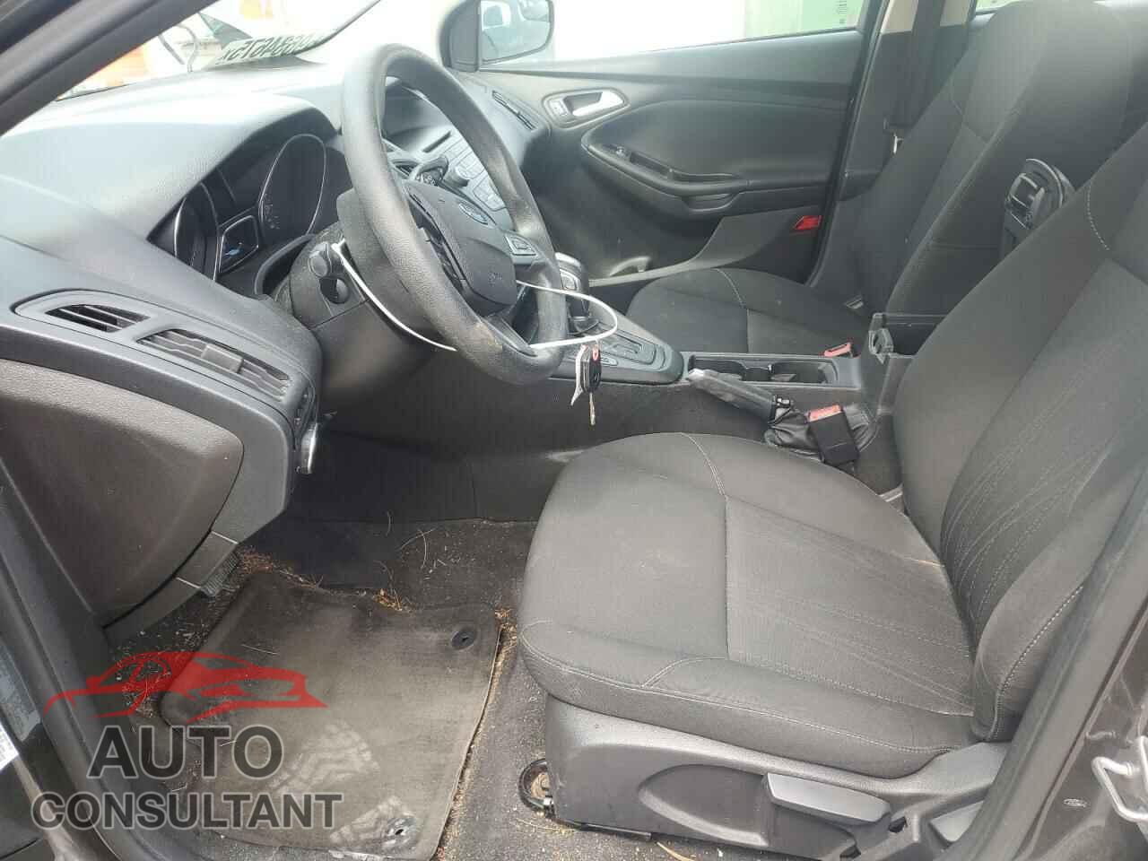 FORD FOCUS 2016 - 1FADP3K26GL270409