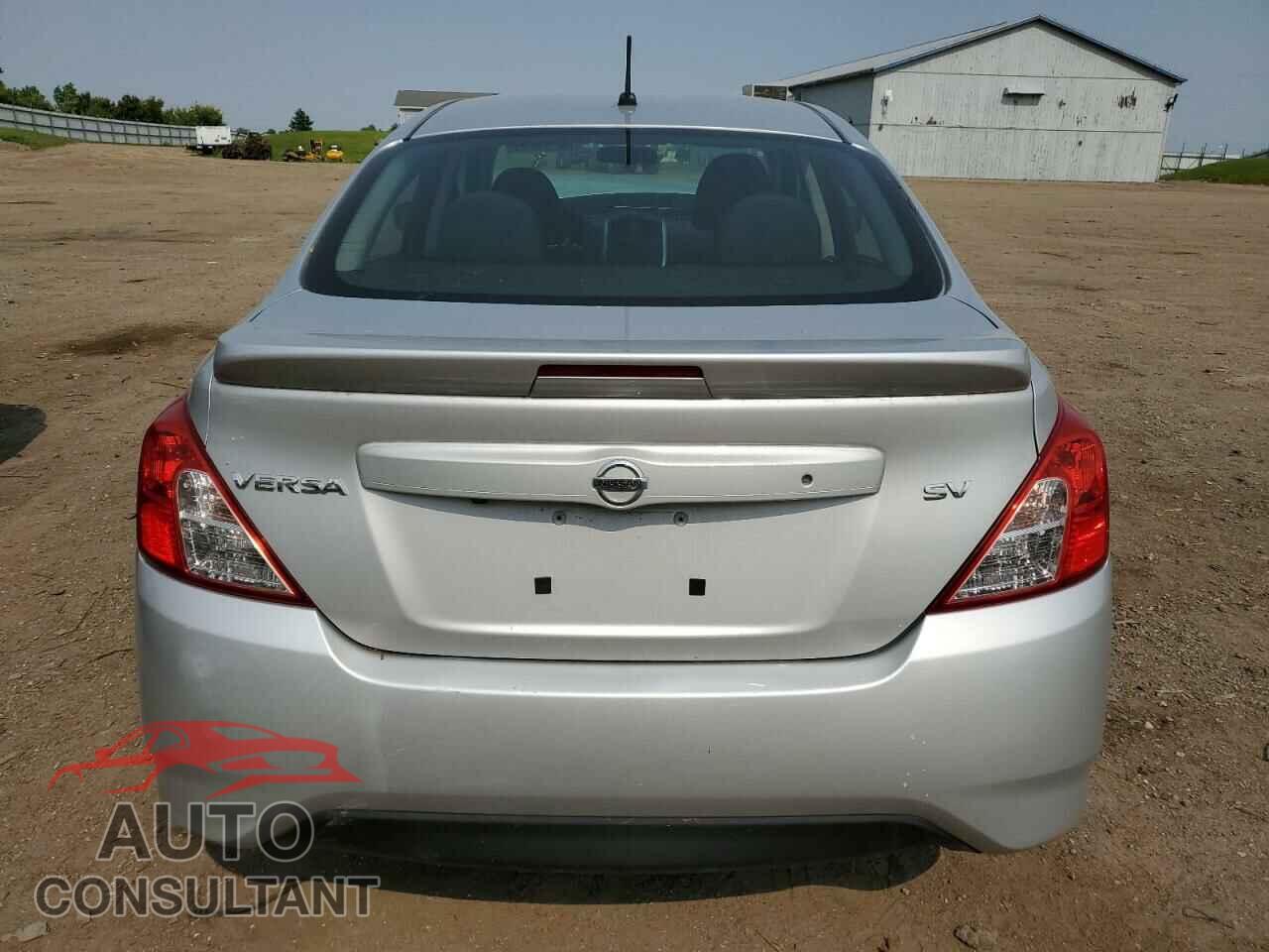 NISSAN VERSA 2019 - 3N1CN7AP3KL872183