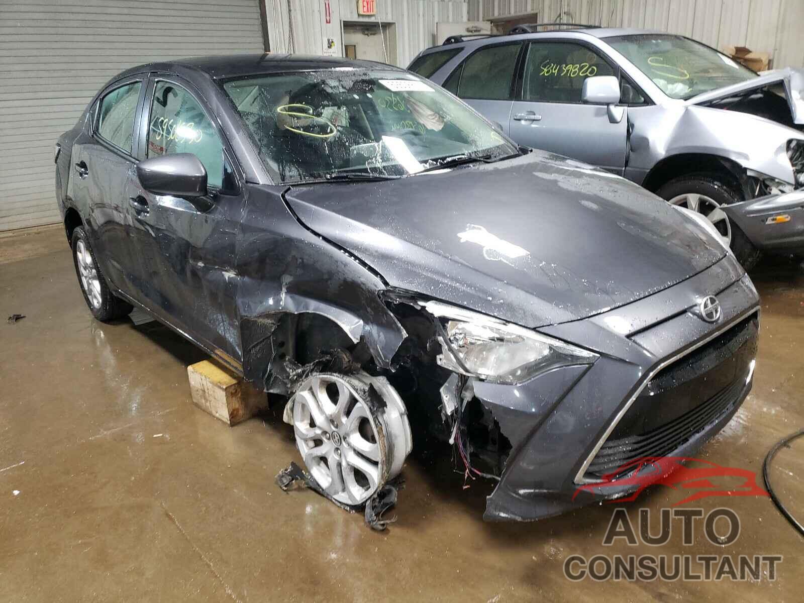 TOYOTA SCION 2016 - 3MYDLBZV7GY112069