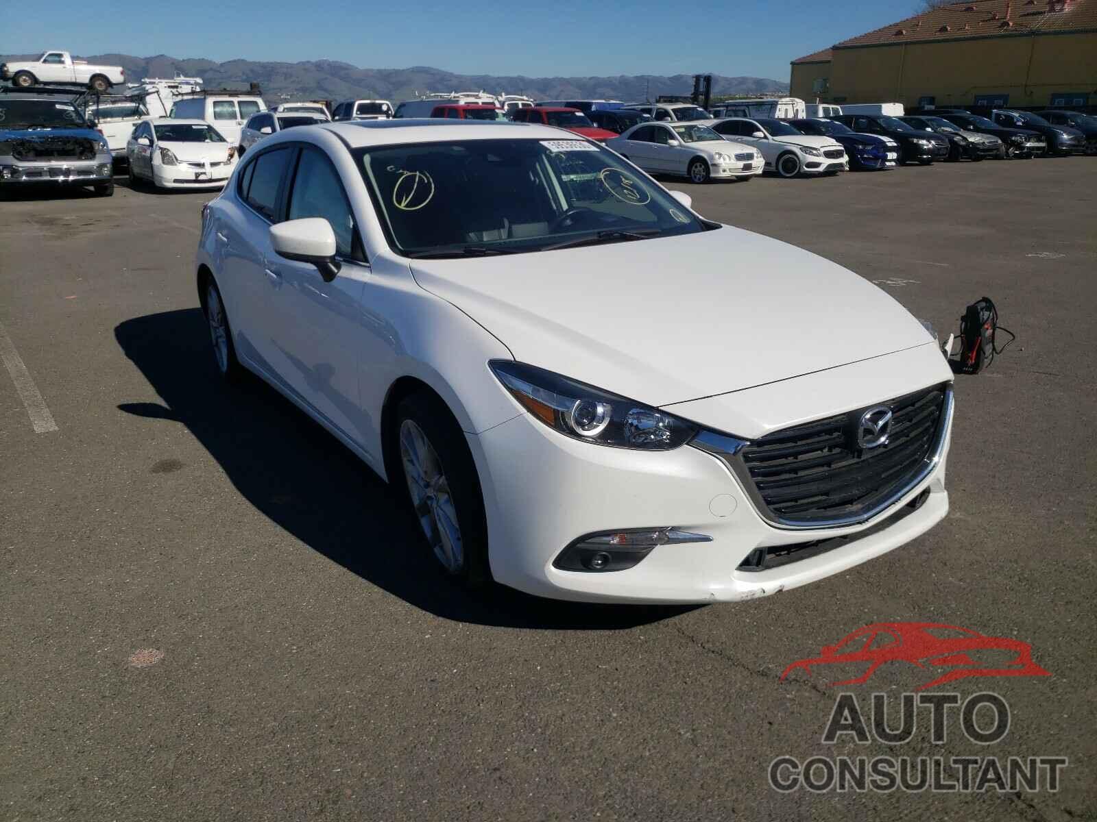 MAZDA 3 2017 - 3MZBN1M31HM157014