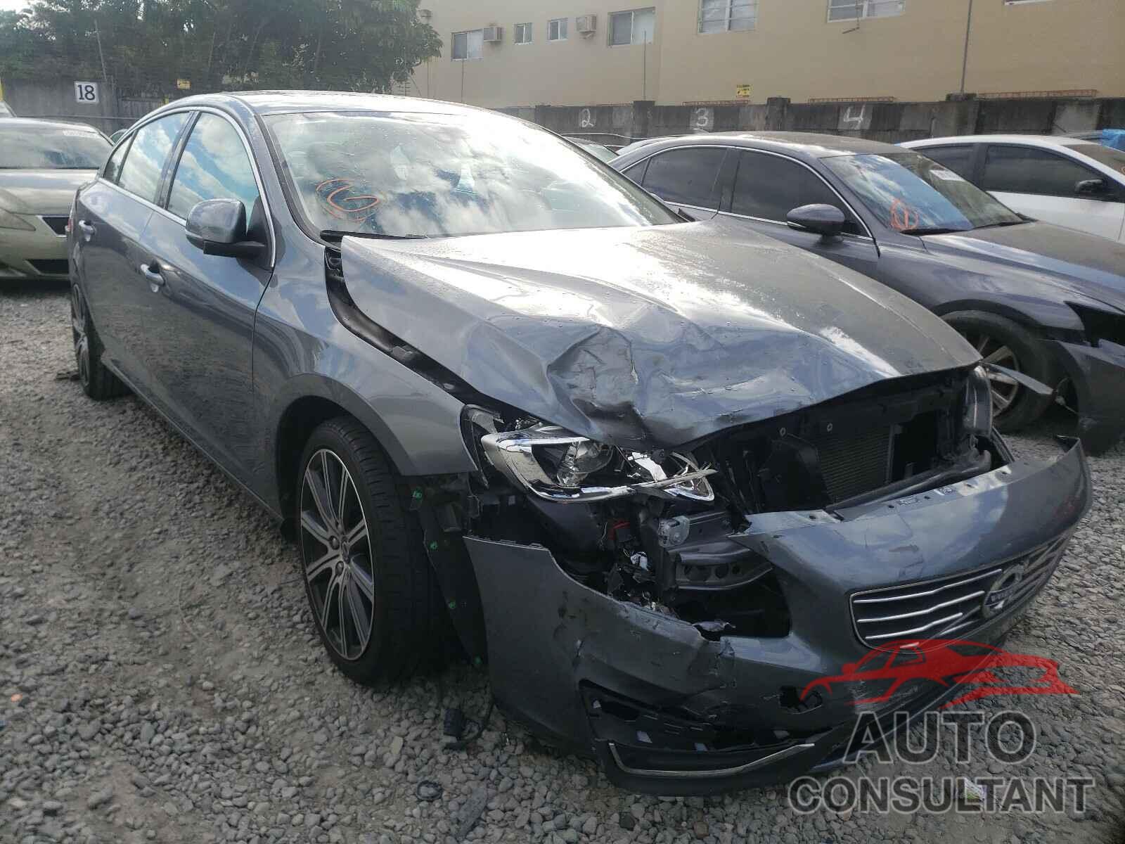 VOLVO S60 2017 - LYV402HK4HB132163