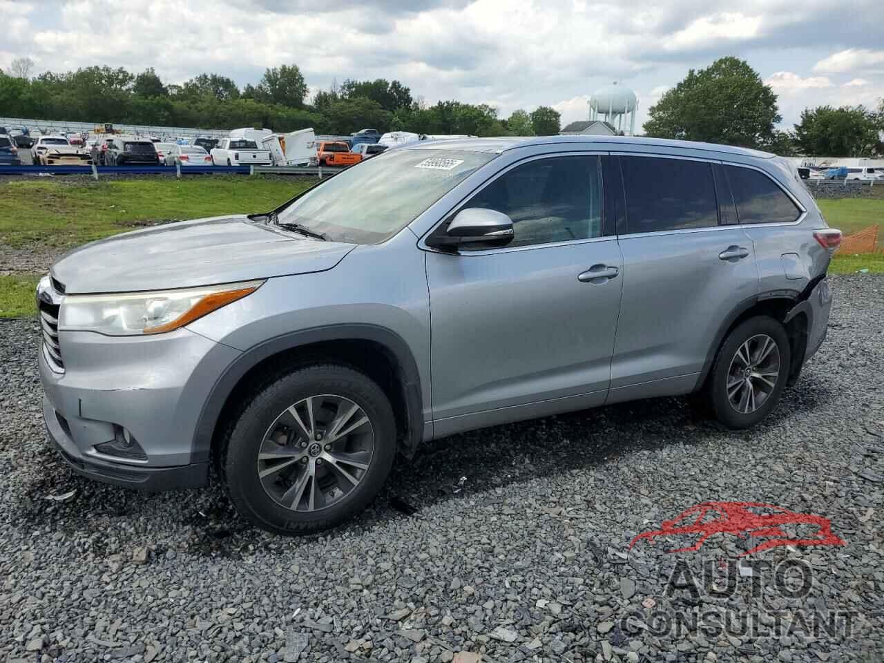 TOYOTA HIGHLANDER 2016 - 5TDJKRFH9GS501427