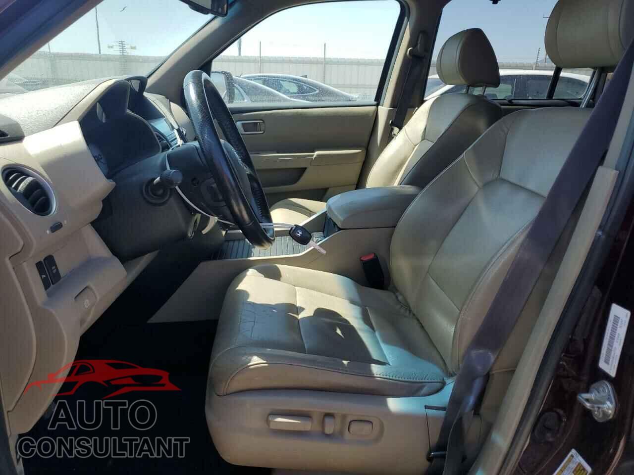 HONDA PILOT 2010 - 5FNYF4H94AB040709