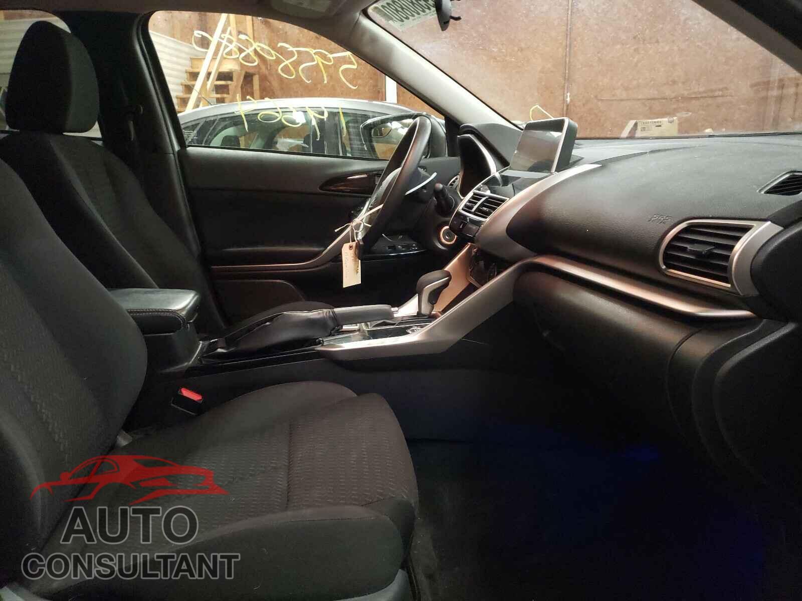 MITSUBISHI ECLIPSE 2019 - JA4AT4AA0KZ028576