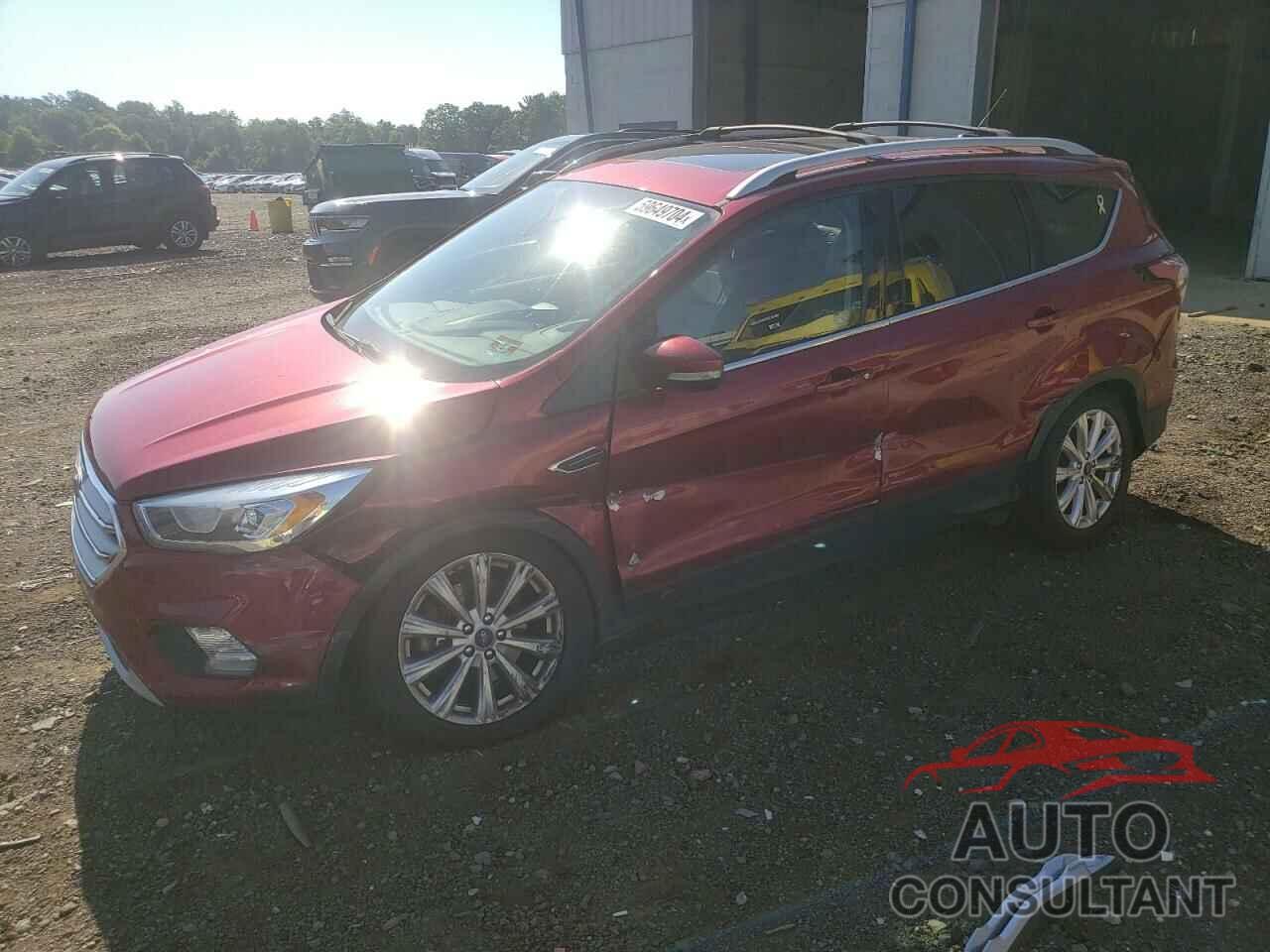 FORD ESCAPE 2017 - 1FMCU9J90HUC13064