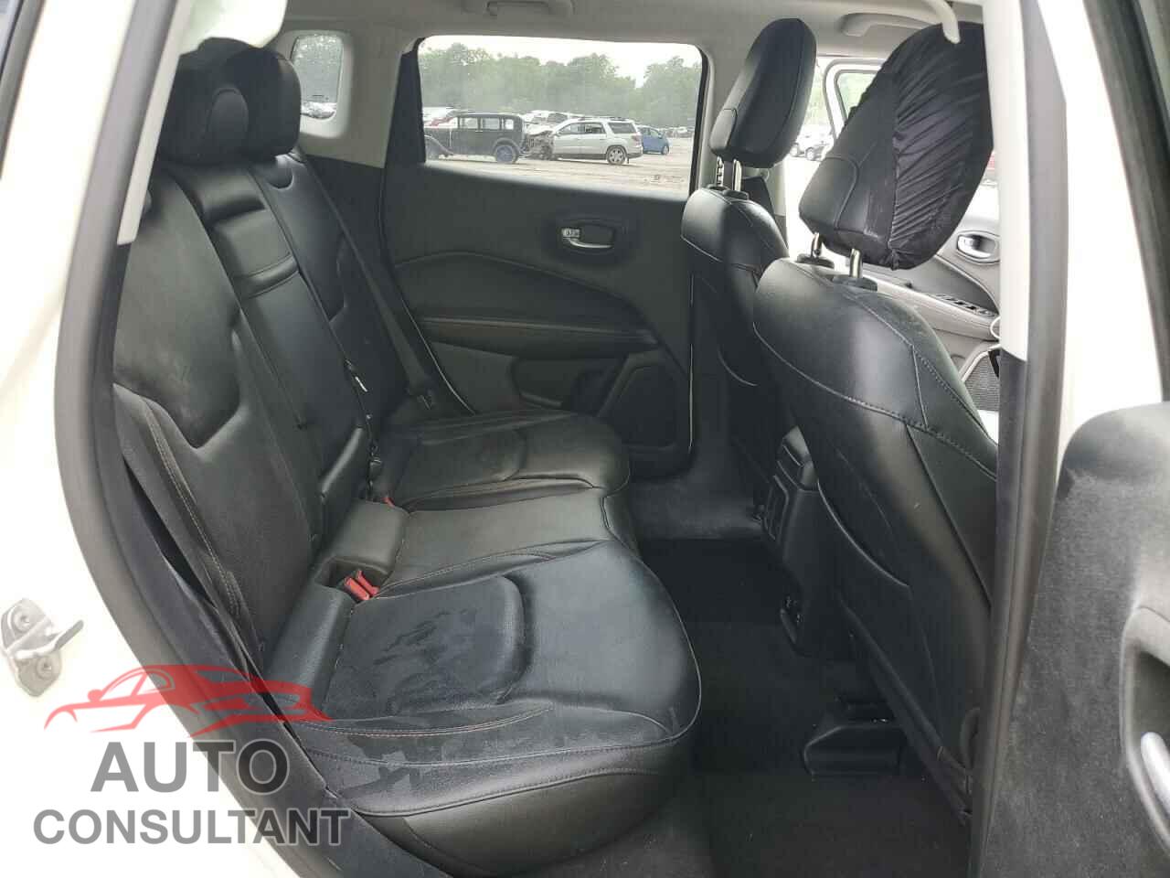 JEEP COMPASS 2018 - 3C4NJDCB2JT136464