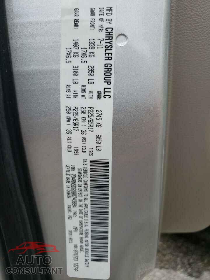 DODGE CARAVAN 2011 - 2D4RN5DG9BR743894