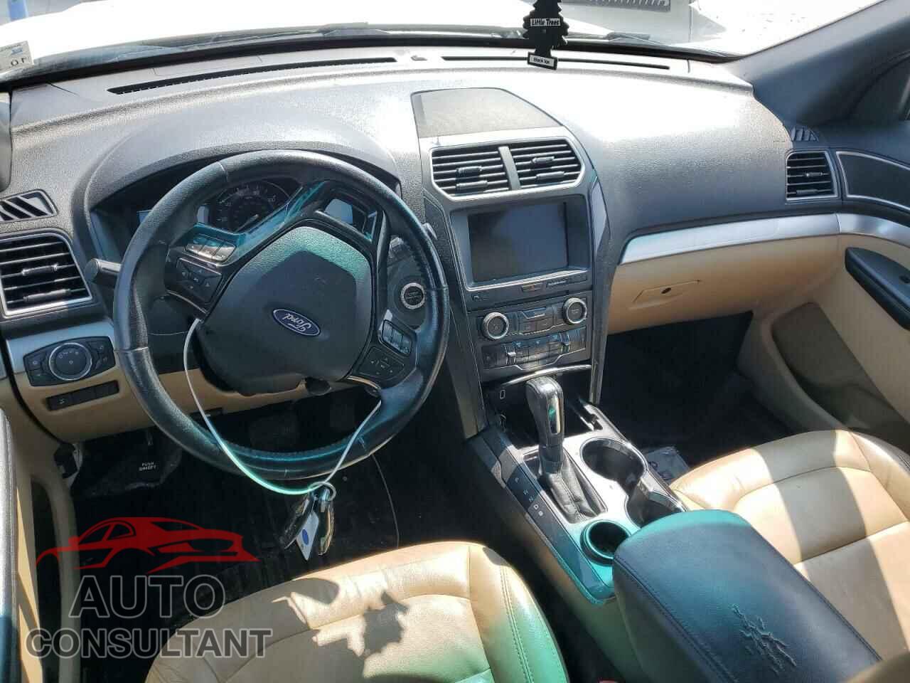 FORD EXPLORER 2017 - 1FM5K7D88HGB49909