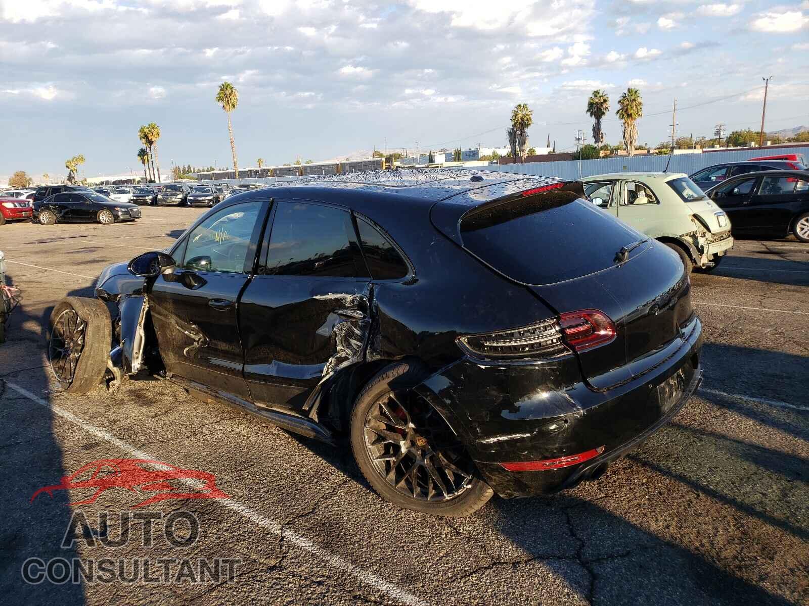 PORSCHE MACAN 2018 - WP1AG2A59JLB61757