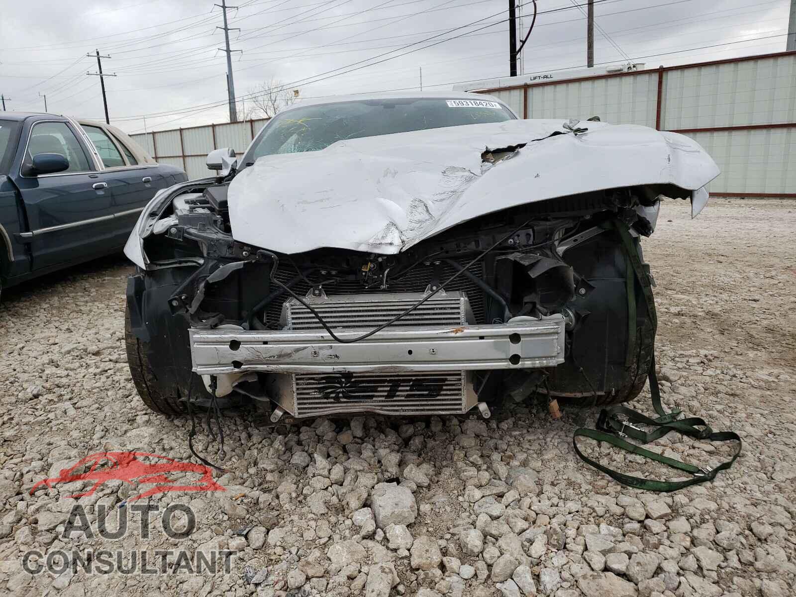 FORD MUSTANG 2017 - 1FA6P8TH9H5213152