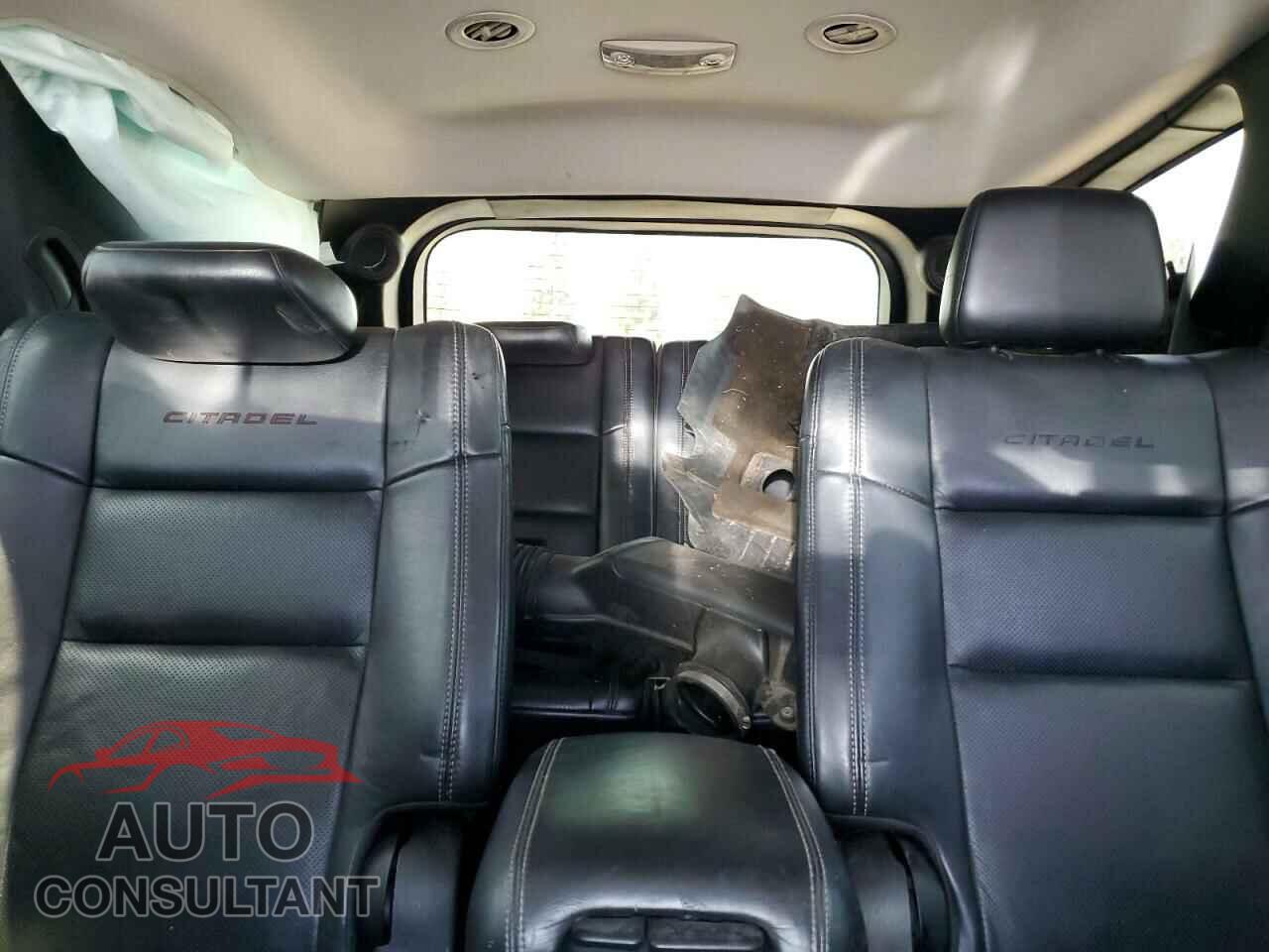 DODGE DURANGO 2013 - 1C4SDJET9DC505111