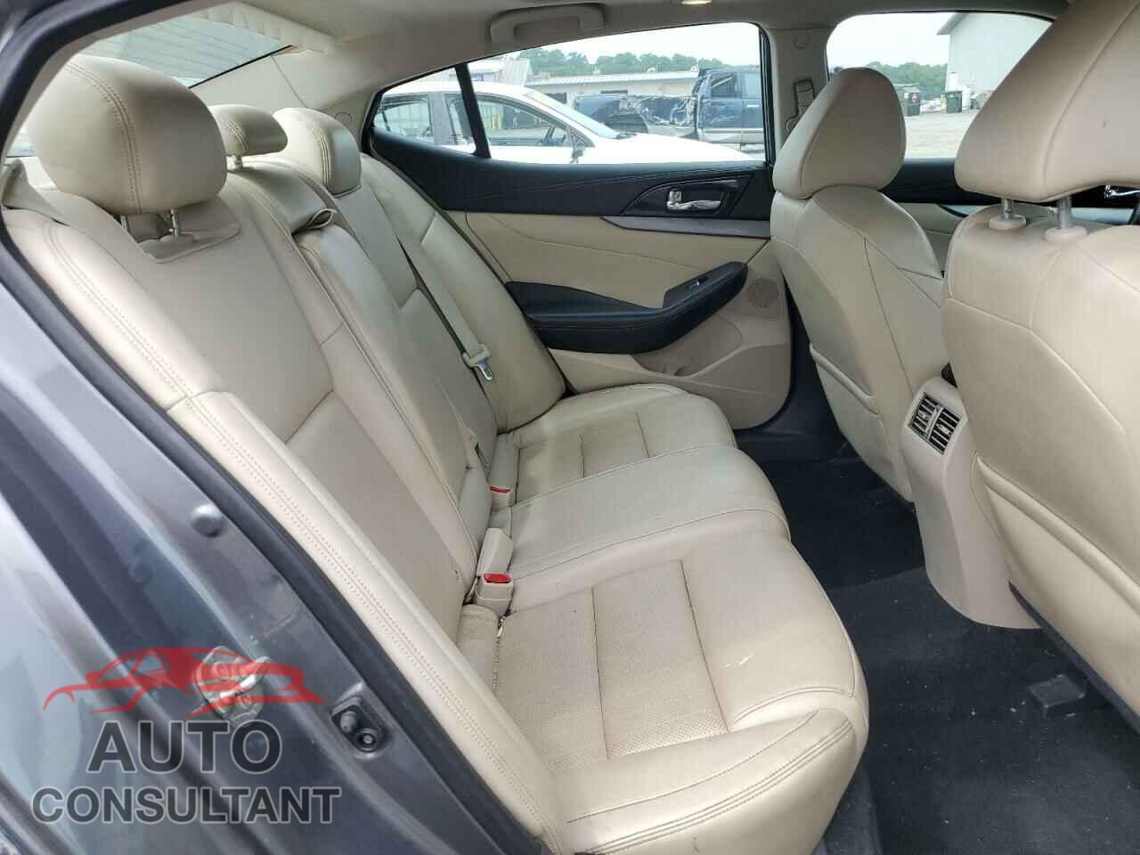NISSAN MAXIMA 2016 - 1N4AA6AP0GC900329