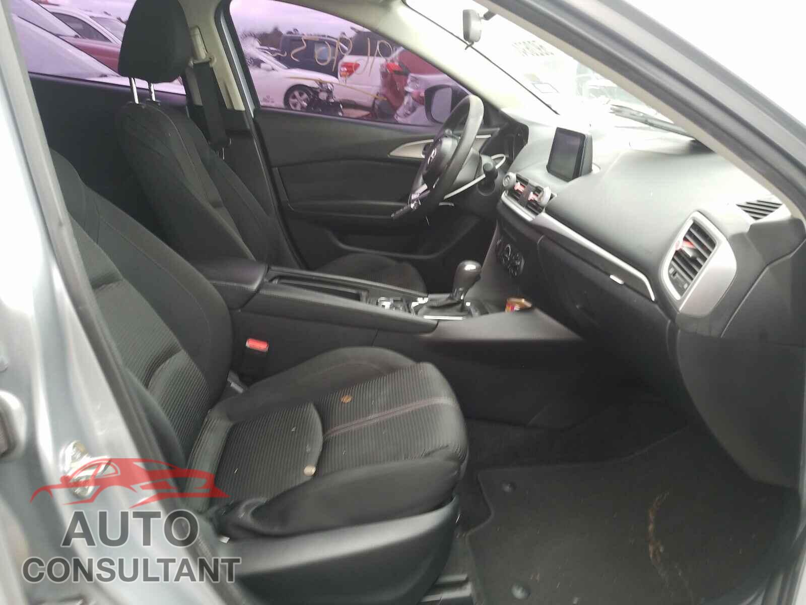 MAZDA 3 2017 - 3MZBN1U7XHM145334