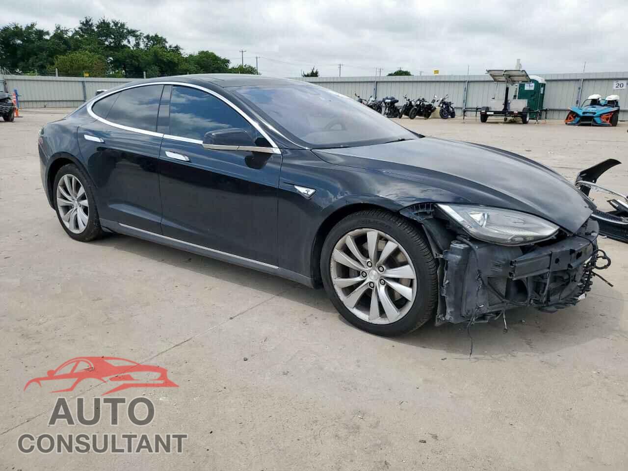 TESLA MODEL S 2015 - 5YJSA1H22FF087251