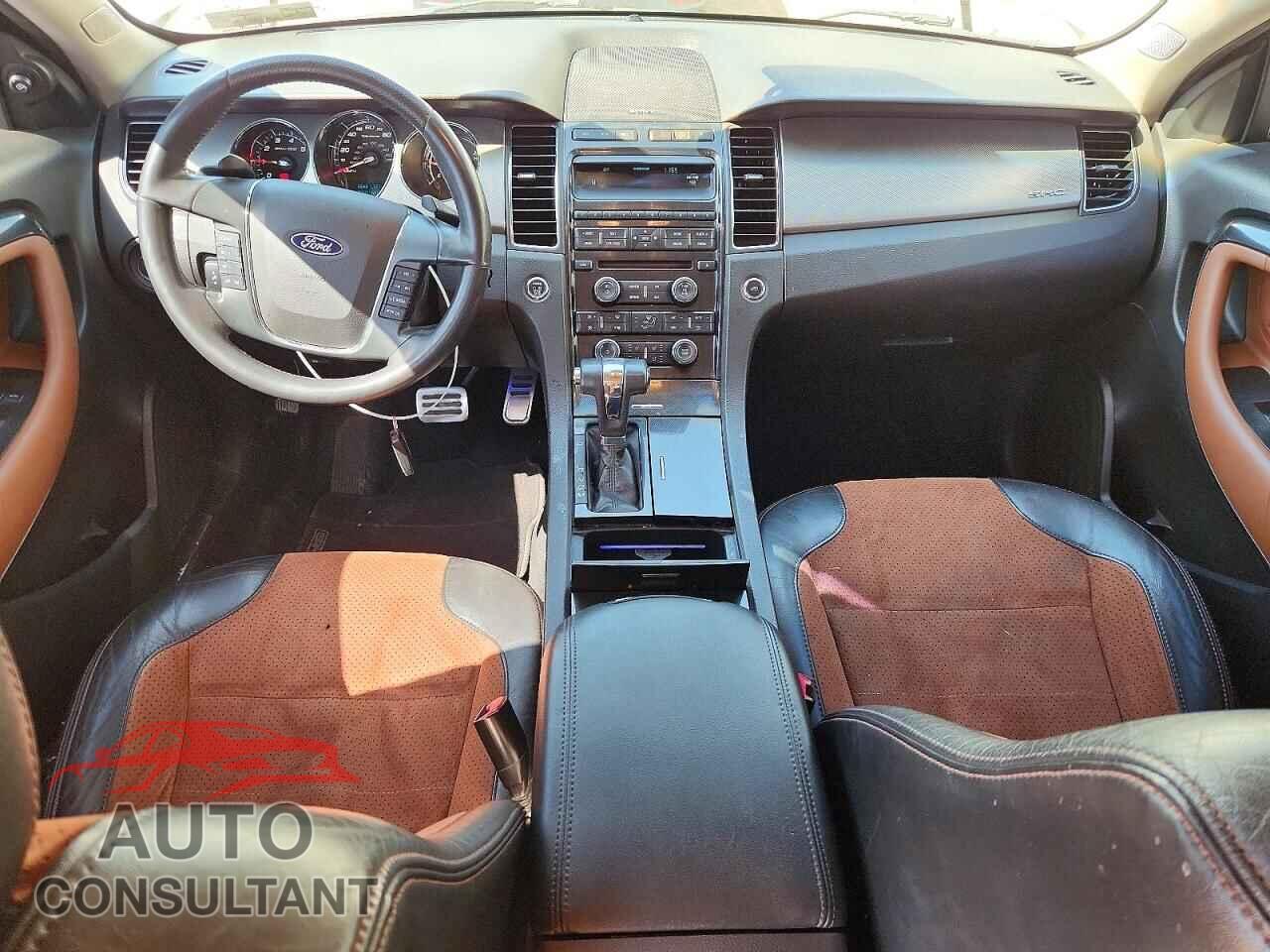 FORD TAURUS 2010 - 1FAHP2KT0AG138556