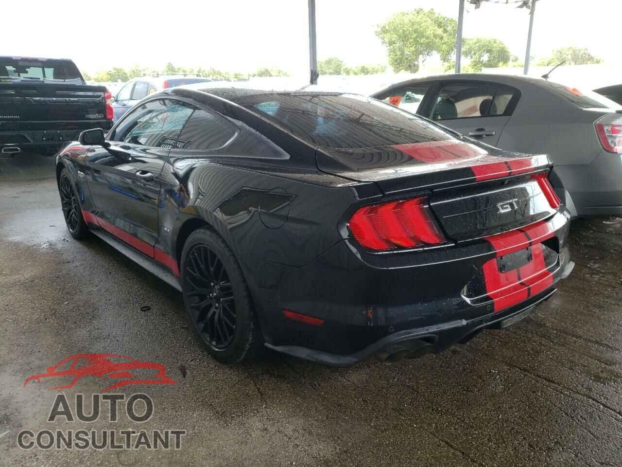 FORD MUSTANG 2018 - 1FA6P8CF3J5121345