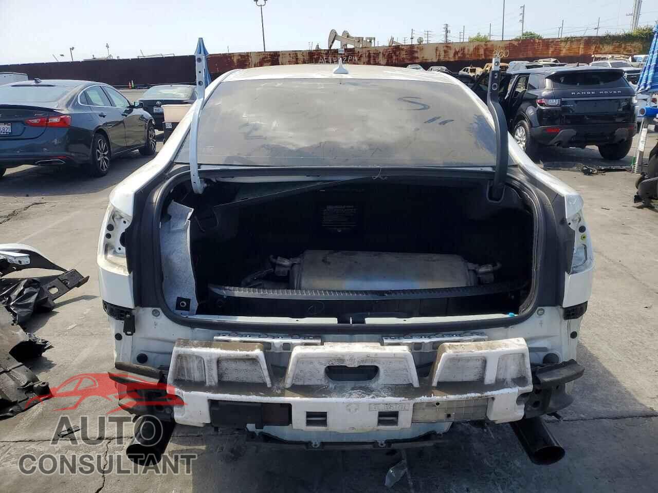 LEXUS IS 2011 - JTHBF5C20B2100560