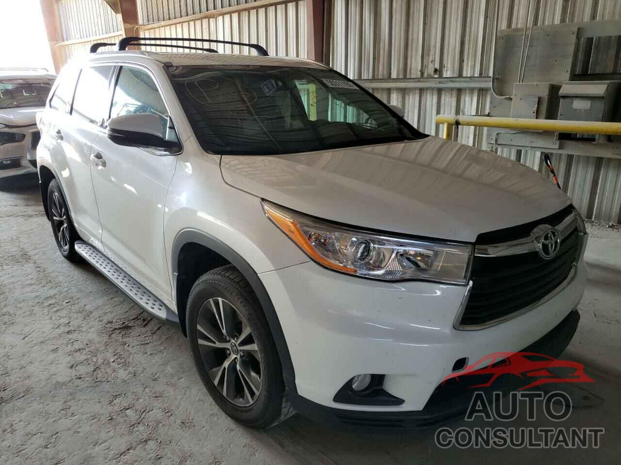 TOYOTA HIGHLANDER 2016 - 5TDKKRFH0GS137726