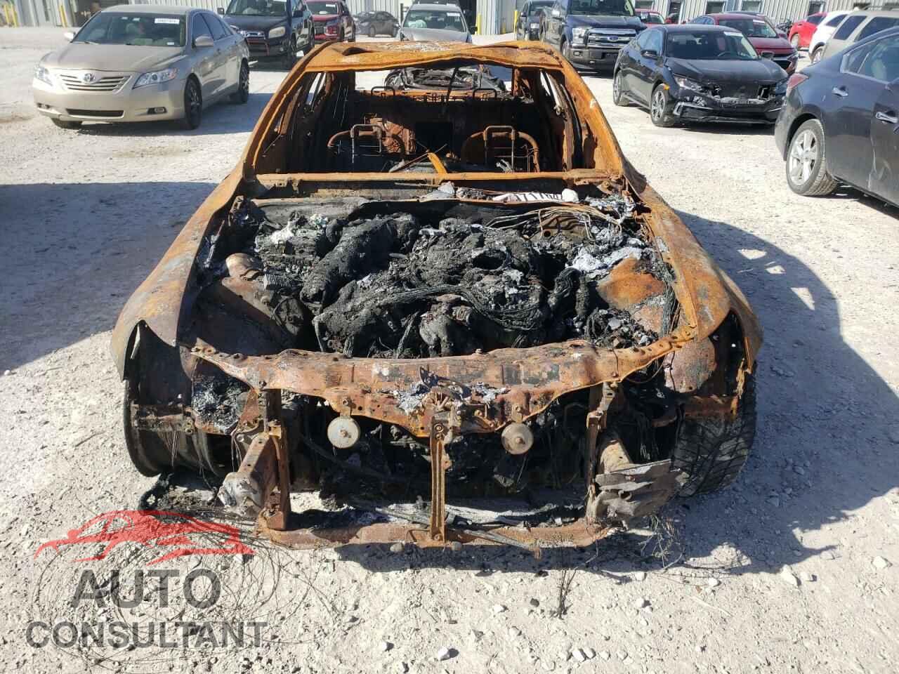 LEXUS IS 2012 - JTHCF5C25C5060349