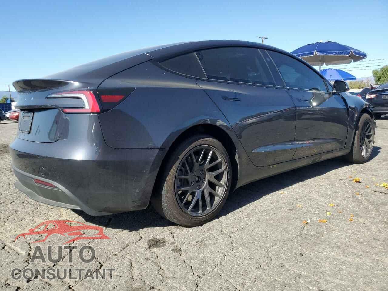 TESLA MODEL 3 2025 - 5YJ3E1EA1SF878806