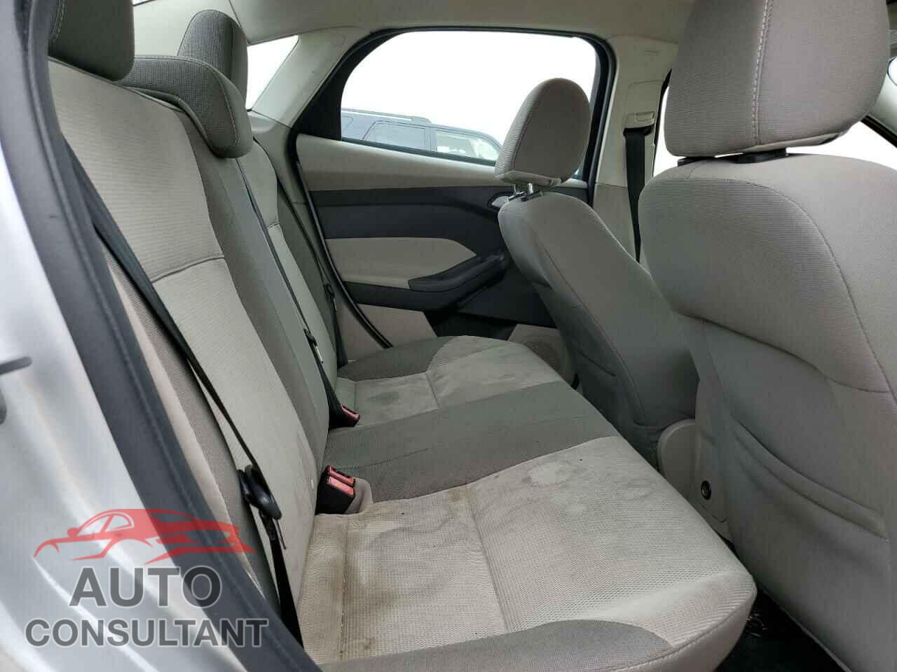 FORD FOCUS 2014 - 1FADP3F26EL396728