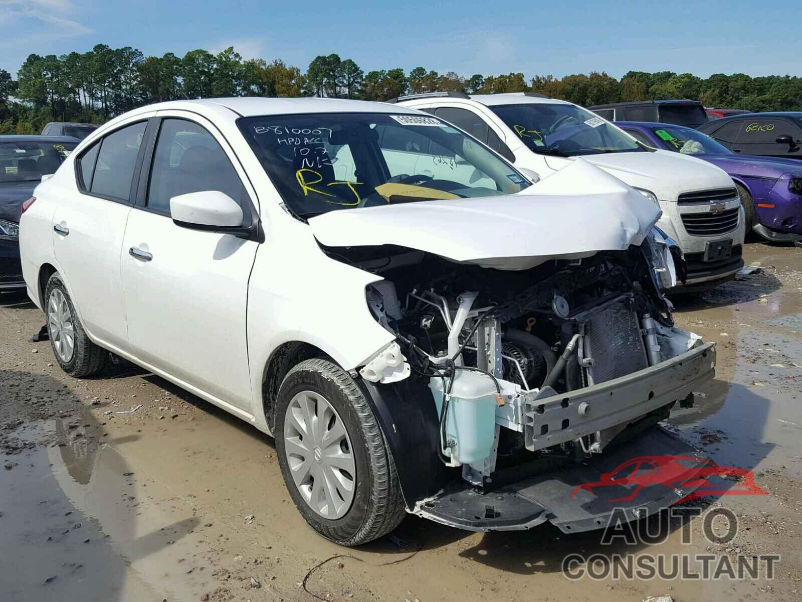 NISSAN VERSA 2018 - 3N1CN7AP6JL862164