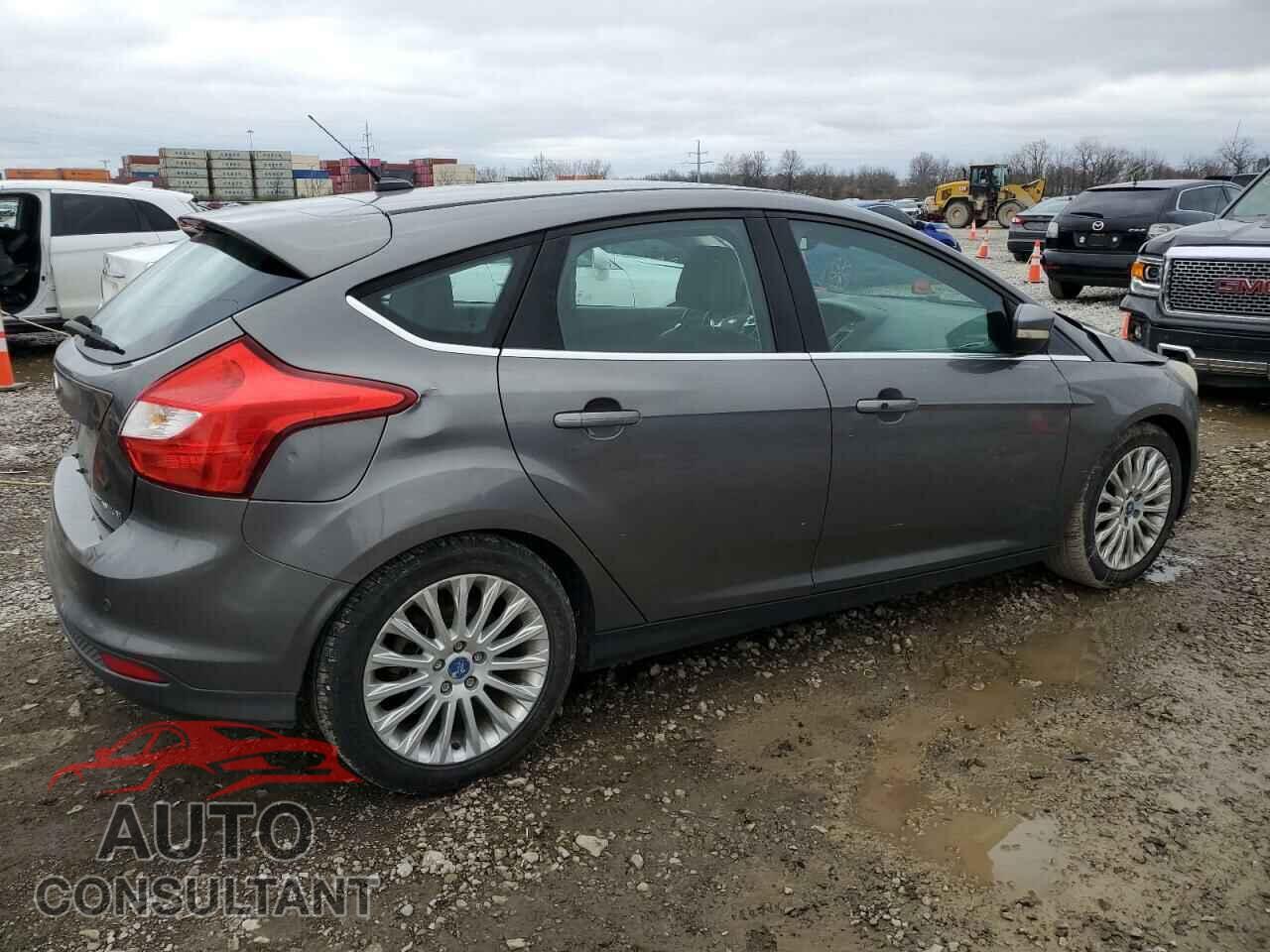 FORD FOCUS 2012 - 1FAHP3N21CL341362