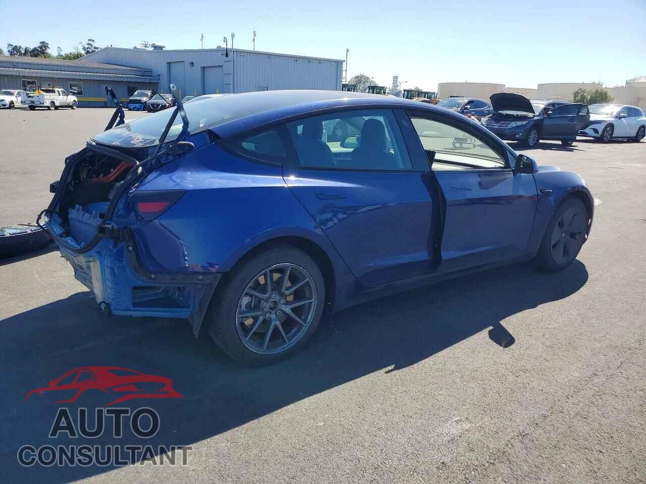 TESLA MODEL 3 2023 - 5YJ3E1EA2PF384137