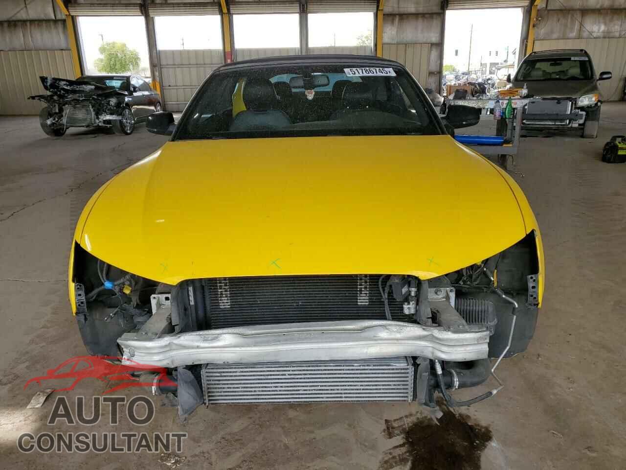 AUDI A5 2013 - WAUJFAFH4DN002829
