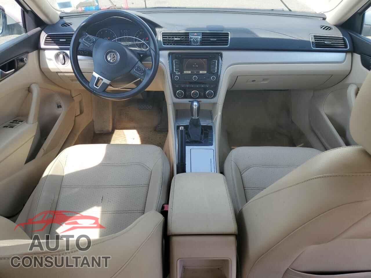 VOLKSWAGEN PASSAT 2012 - 1VWBP7A31CC053473