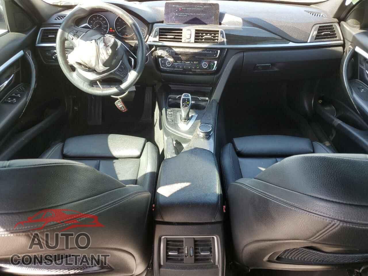 BMW 3 SERIES 2016 - WBA8E3G51GNU05947