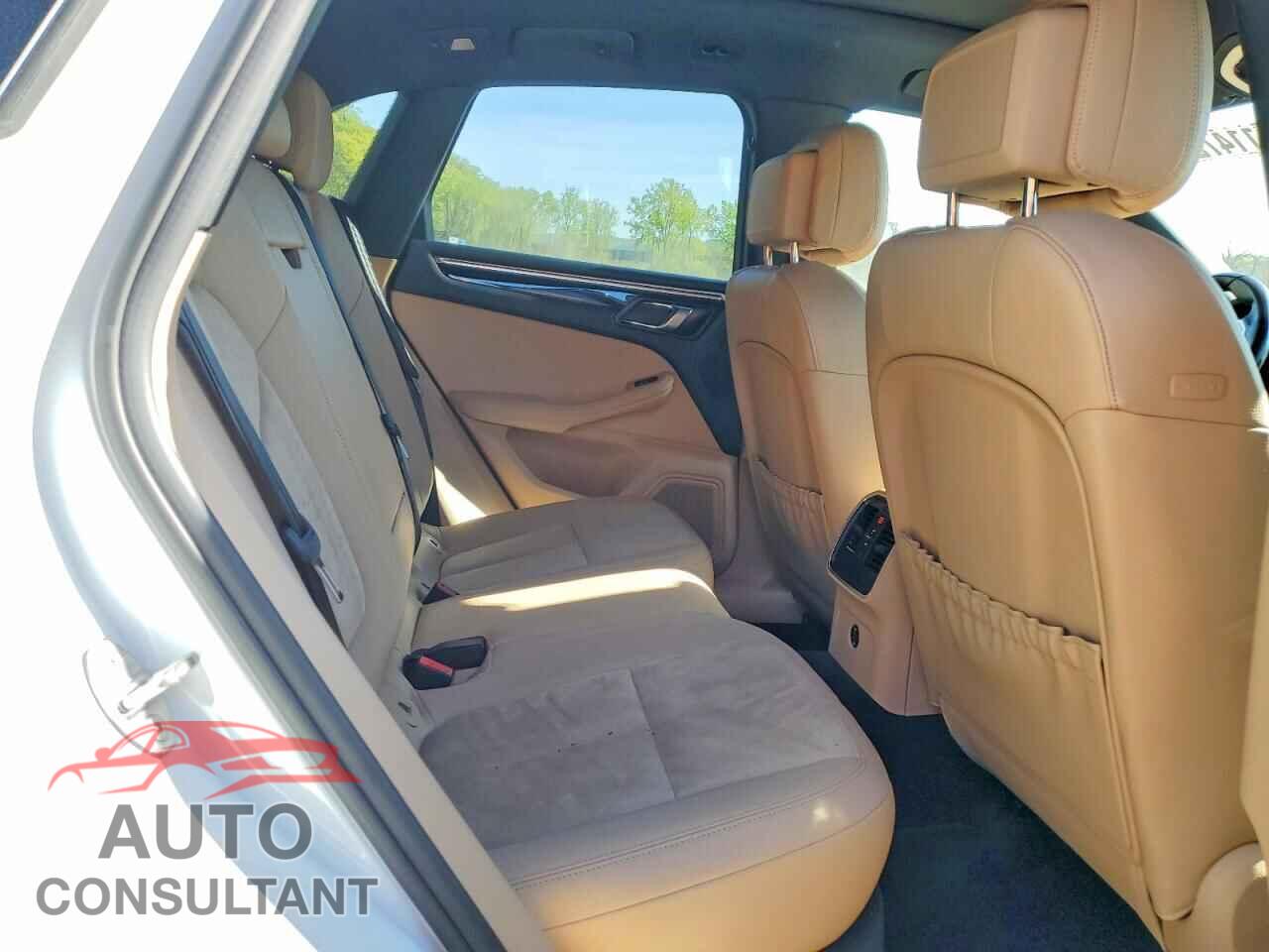 PORSCHE MACAN 2019 - WP1AA2A56KLB05827
