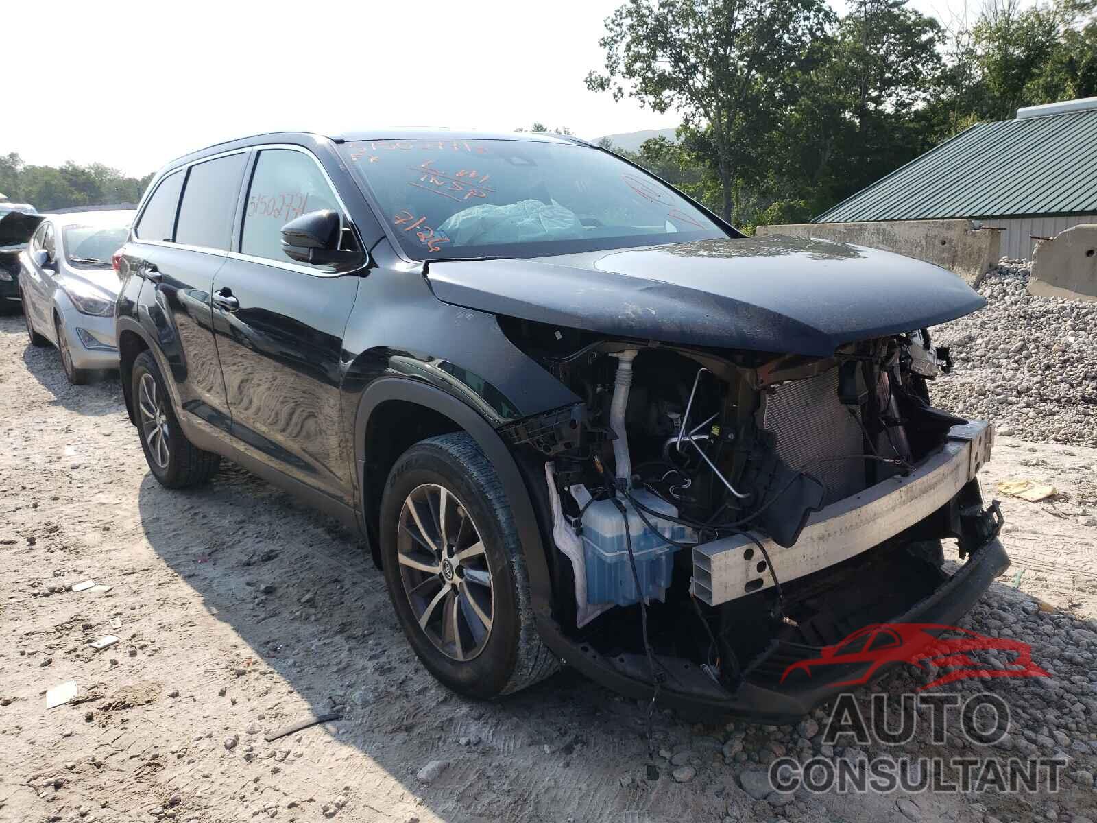 TOYOTA HIGHLANDER 2019 - 5TDJZRFH3KS925089