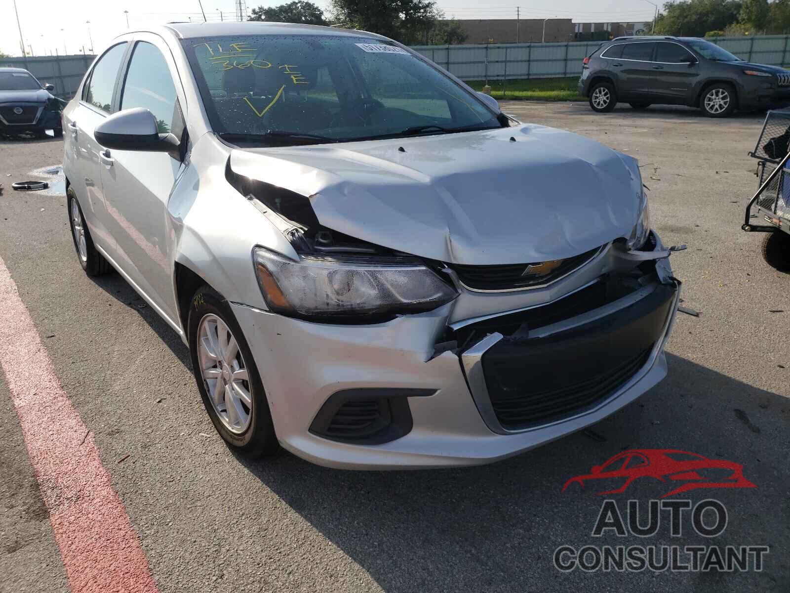 CHEVROLET SONIC 2017 - 1G1JD5SH3H4104990