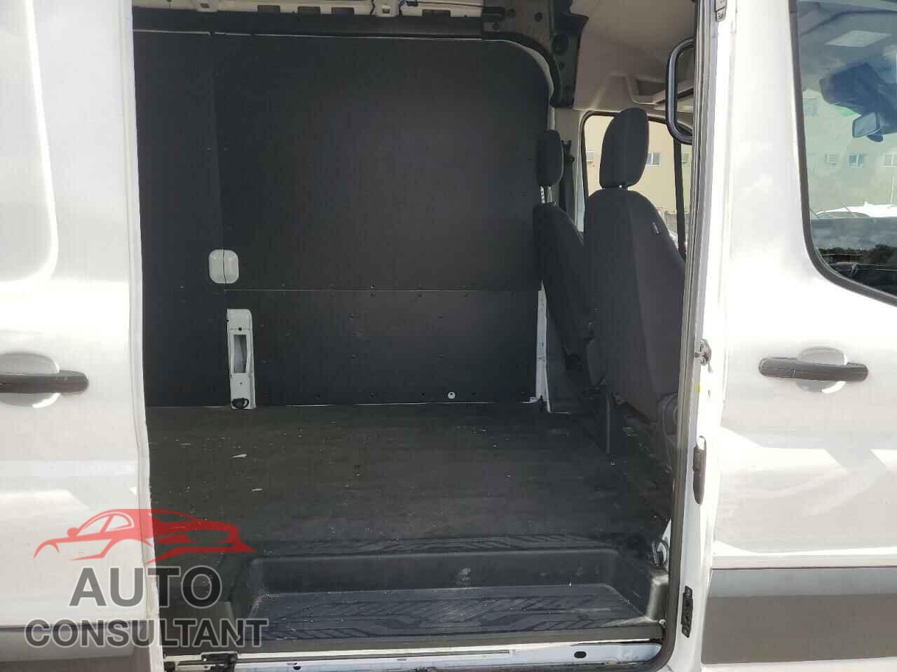 FORD TRANSIT CO 2020 - 1FTBR1C89LKA04532