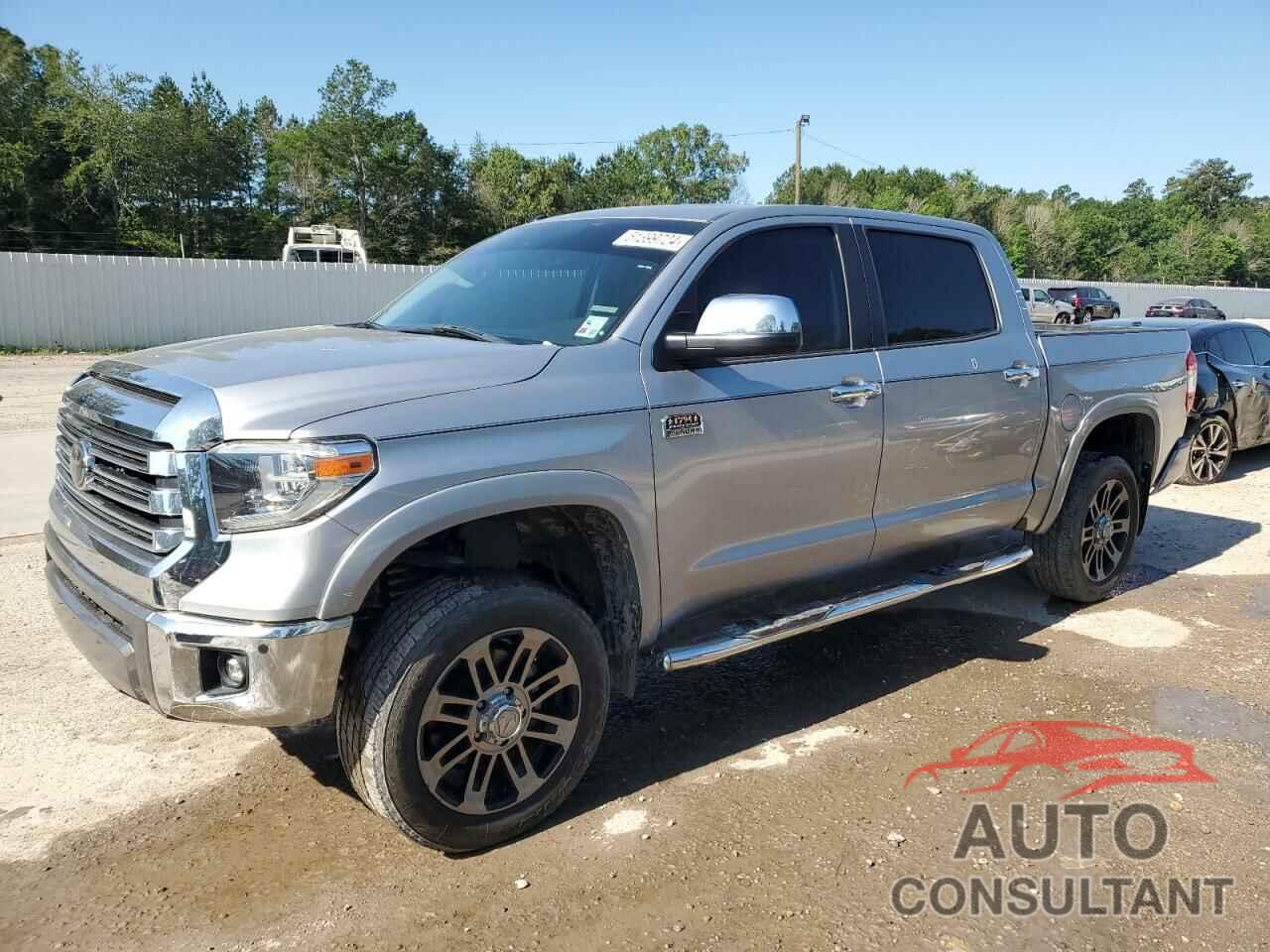 TOYOTA TUNDRA 2018 - 5TFAW5F15JX704221